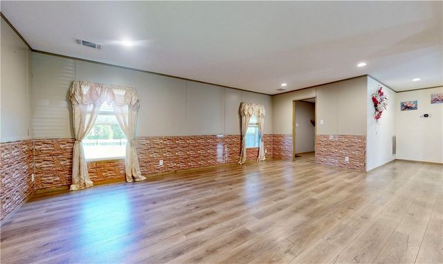 4003 Oxford Lane, Blackshear, GA 31516