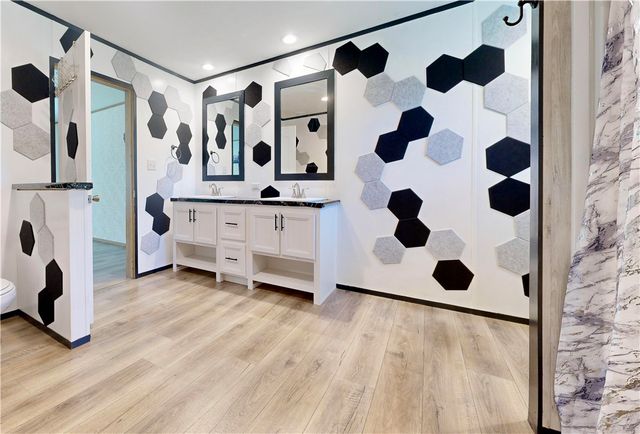 4003 Oxford Lane, Blackshear, GA 31516