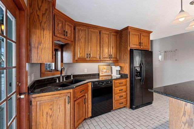 3078 KINGSWOOD COURT, Green Bay, WI 54313