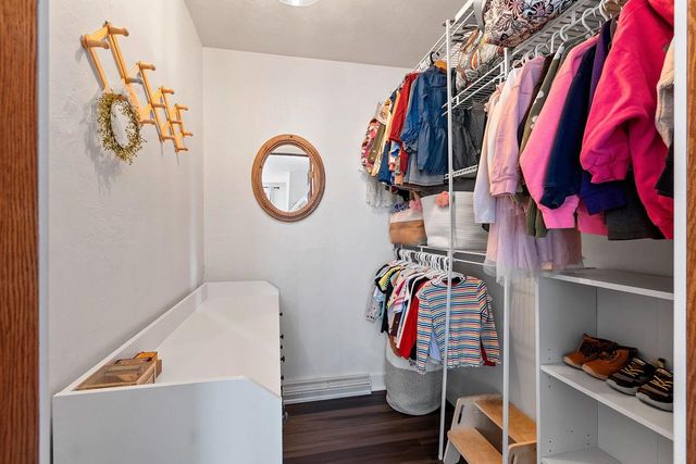 3078 KINGSWOOD COURT, Green Bay, WI 54313