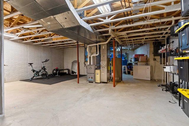 3078 KINGSWOOD COURT, Green Bay, WI 54313