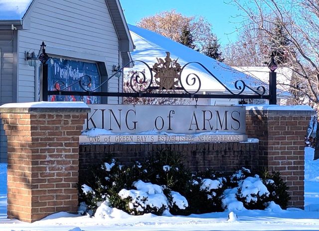 3078 KINGSWOOD COURT, Green Bay, WI 54313