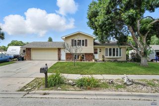 102 E CENTENNIAL ST, Rapid City, SD 57701