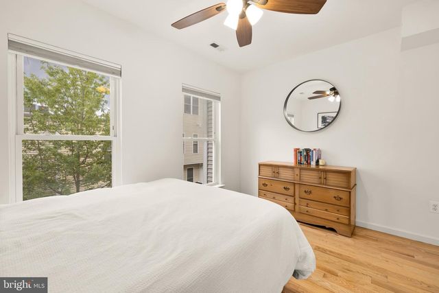 353 L ST SE, Washington, DC 20003