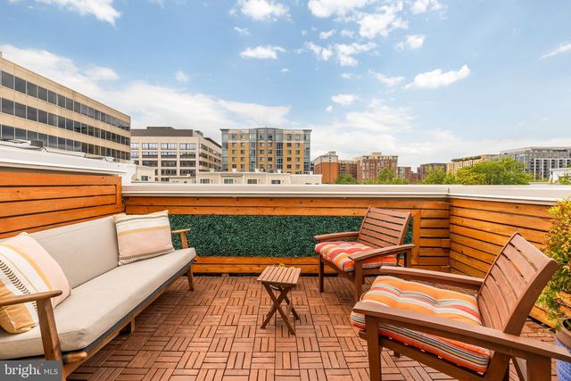 353 L ST SE, Washington, DC 20003