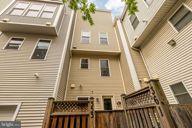 353 L ST SE, Washington, DC 20003