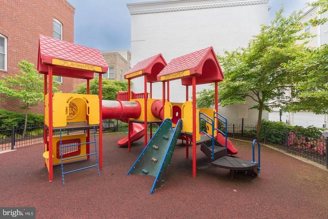 353 L ST SE, Washington, DC 20003