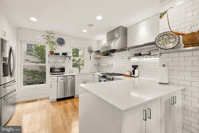 353 L ST SE, Washington, DC 20003