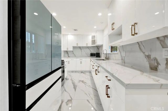 8150 Ranchito Avenue, Panorama City, CA 91402