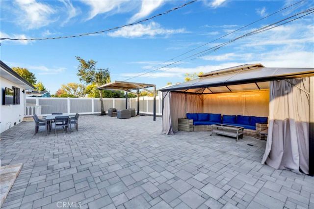 8150 Ranchito Avenue, Panorama City, CA 91402