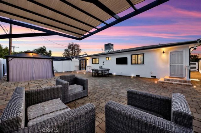 8150 Ranchito Avenue, Panorama City, CA 91402