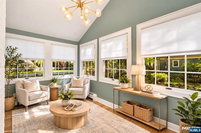 63 Park Avenue, Wyckoff, NJ 07481
