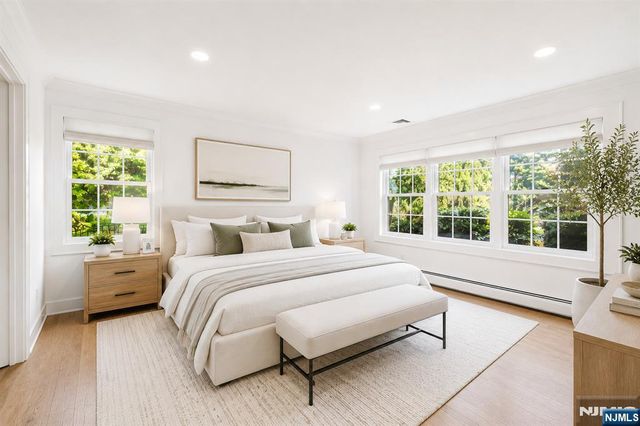 63 Park Avenue, Wyckoff, NJ 07481