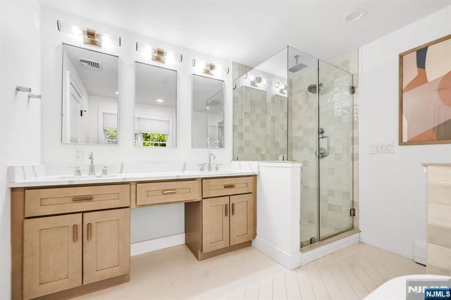 63 Park Avenue, Wyckoff, NJ 07481