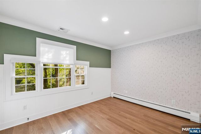 63 Park Avenue, Wyckoff, NJ 07481