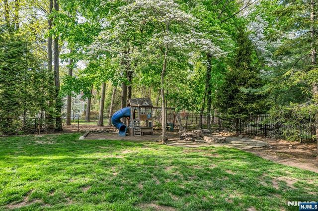 63 Park Avenue, Wyckoff, NJ 07481