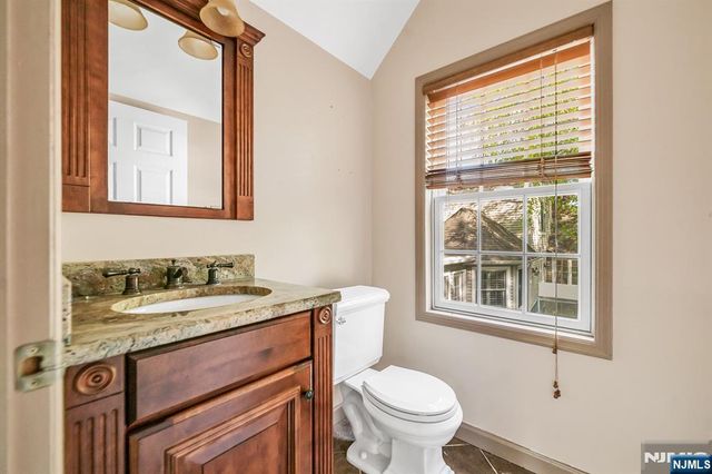 63 Park Avenue, Wyckoff, NJ 07481
