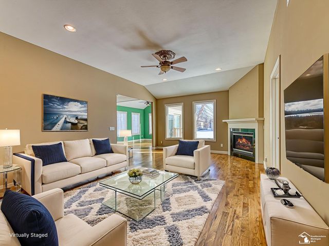 568 Rose Crest Boulevard, Frenchtown Twp, MI 48162