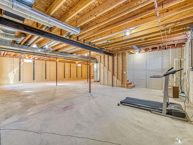 568 Rose Crest Boulevard, Frenchtown Twp, MI 48162