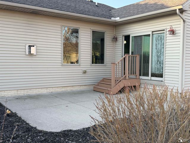 568 Rose Crest Boulevard, Frenchtown Twp, MI 48162