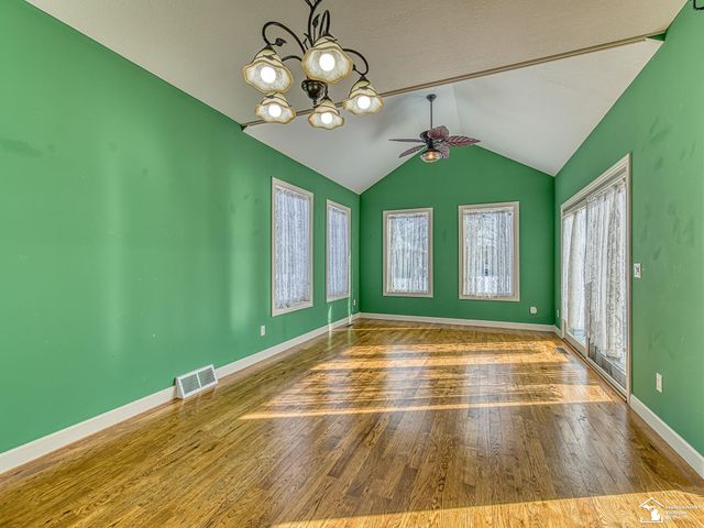 568 Rose Crest Boulevard, Frenchtown Twp, MI 48162