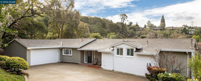 28 Southwood Dr, Orinda, CA 94563