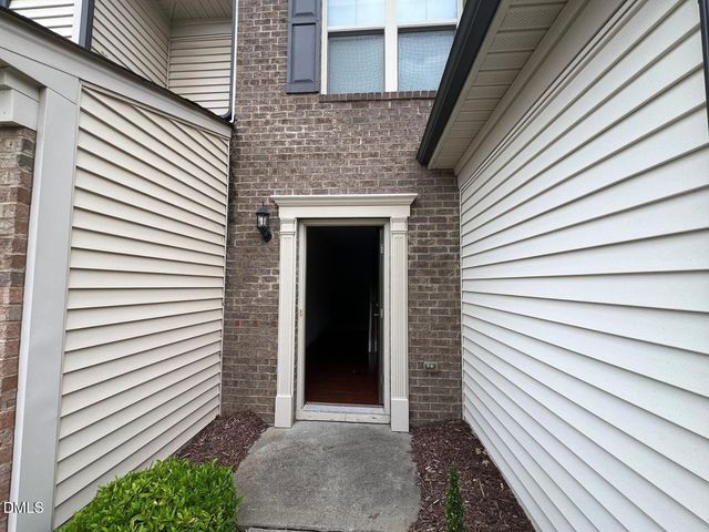 522 Denhoff Drive, Cary, NC 27519