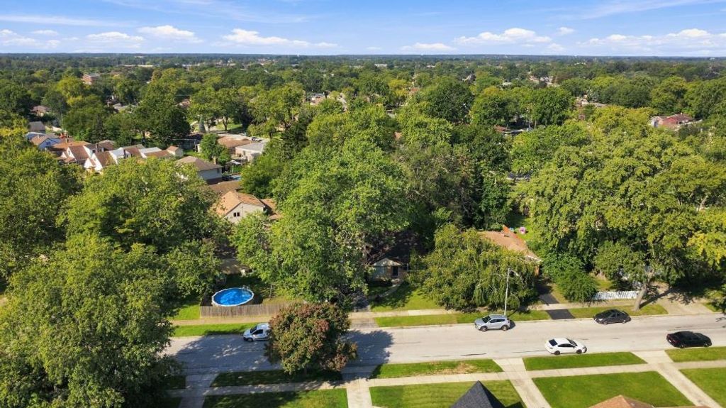 10912 S Komensky Avenue, Oak Lawn, IL 60453 — photo 3