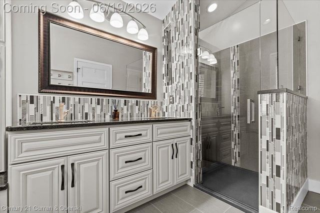 4630 Commerce Woods Drive, Commerce Charter Township, MI 48382