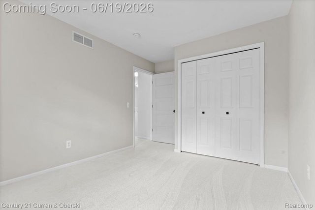 4630 Commerce Woods Drive, Commerce Charter Township, MI 48382