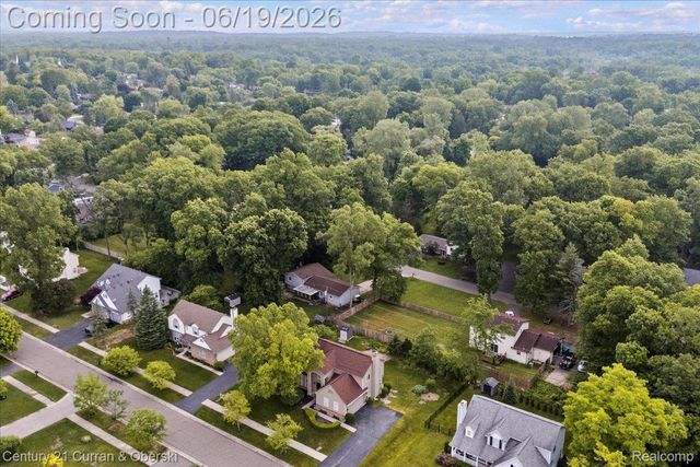 4630 Commerce Woods Drive, Commerce Charter Township, MI 48382