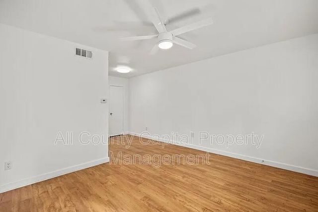 404 W 35th ST 101, Austin, TX 78705