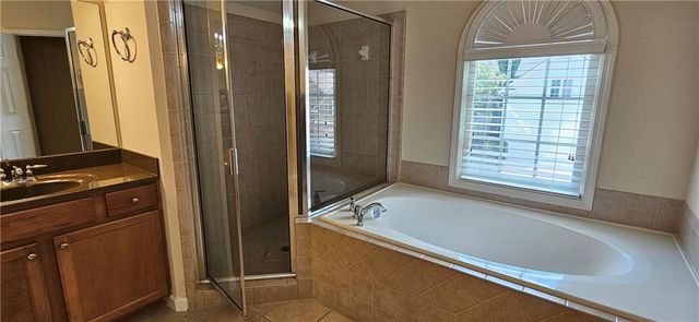 647 Maple Grove Way, Marietta, GA 30066