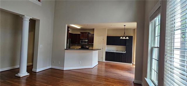 647 Maple Grove Way, Marietta, GA 30066