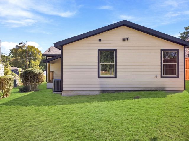 1727 Mentor Avenue, Dallas, TX 75216
