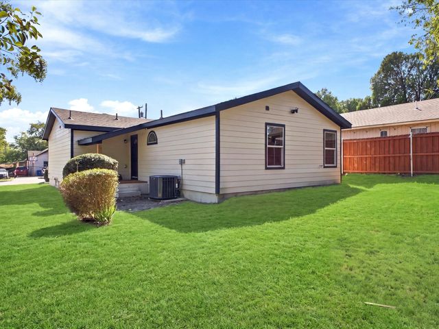 1727 Mentor Avenue, Dallas, TX 75216