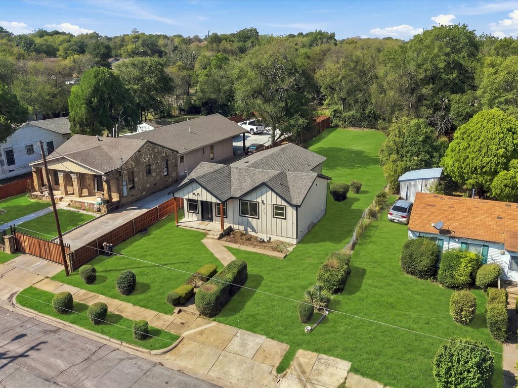 1727 Mentor Avenue, Dallas, TX 75216