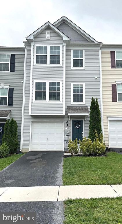 3582 MAPLEWOOD COURT, Fayetteville, PA 17222