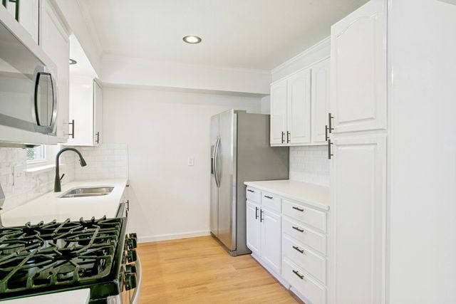 748 Oak Drive, Hurst, TX 76053
