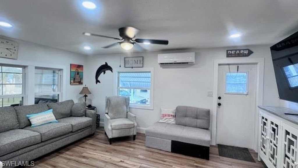 5524 Ben Franklin LN, NORTH FORT MYERS, FL 33917 — photo 5