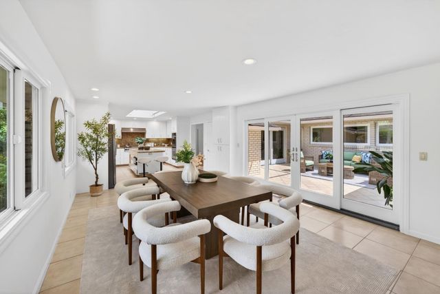 198 Pine Lane, Los Altos, CA 94022