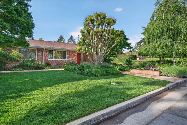 198 Pine Lane, Los Altos, CA 94022
