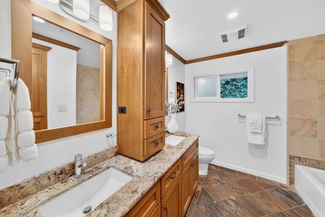 198 Pine Lane, Los Altos, CA 94022