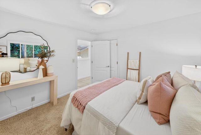 198 Pine Lane, Los Altos, CA 94022