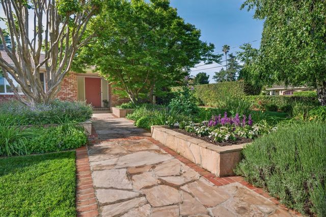 198 Pine Lane, Los Altos, CA 94022