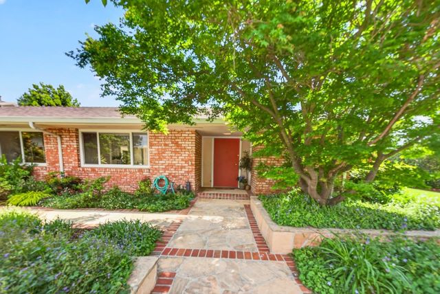 198 Pine Lane, Los Altos, CA 94022