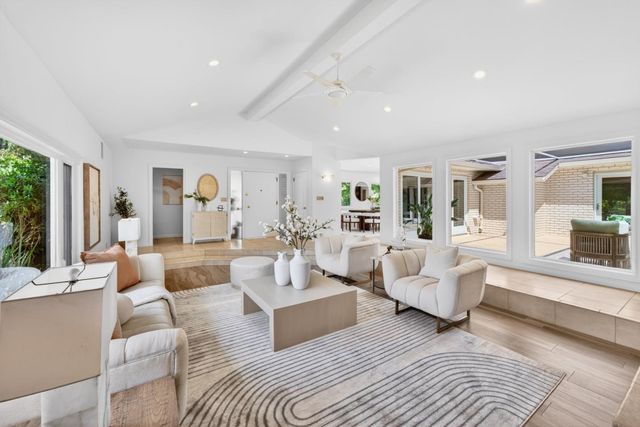 198 Pine Lane, Los Altos, CA 94022