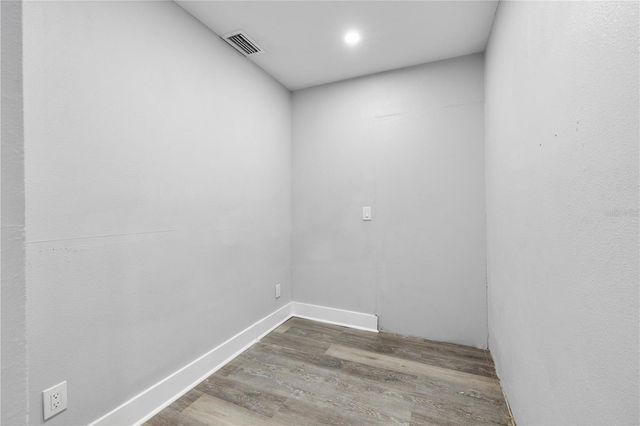 3901 W PLATT STREET, Tampa, FL 33609