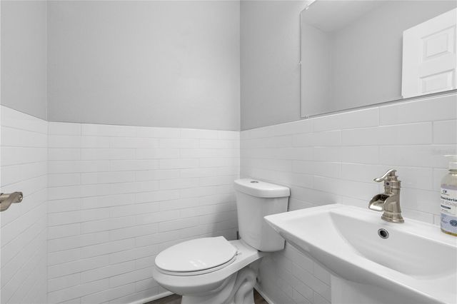 3901 W PLATT STREET, Tampa, FL 33609