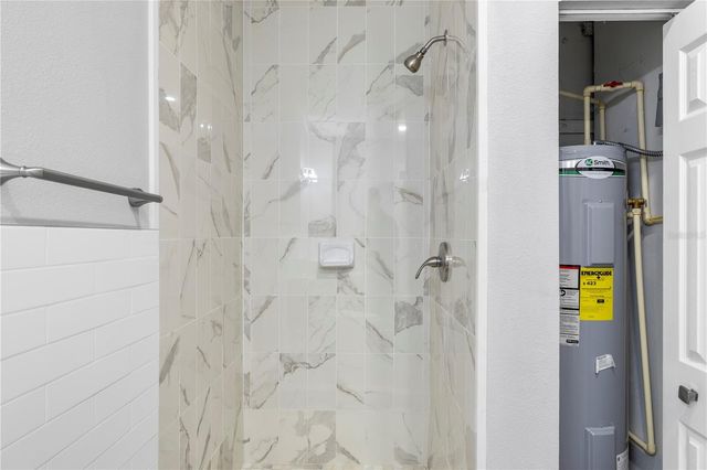 3901 W PLATT STREET, Tampa, FL 33609